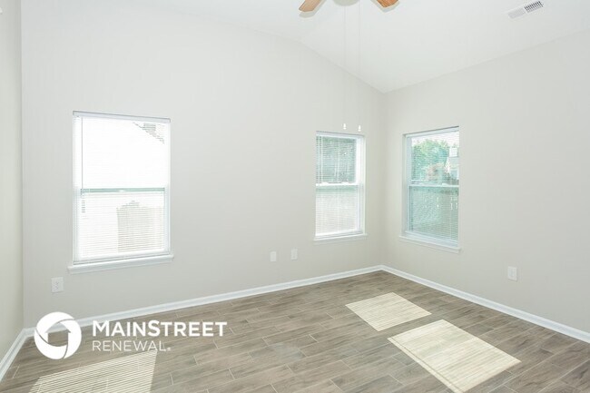 Building Photo - 2009 Stonewyck Ave