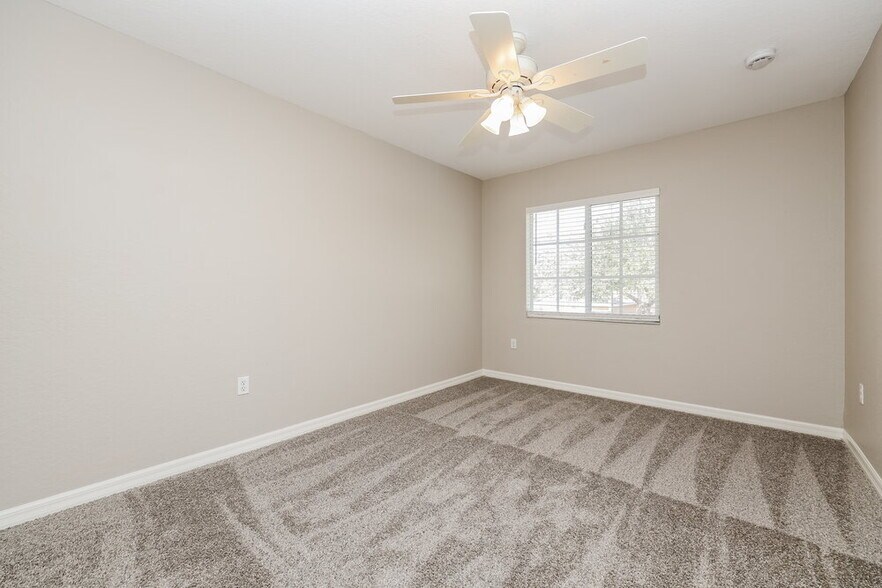 Building Photo - 7032 Chatum Light Run