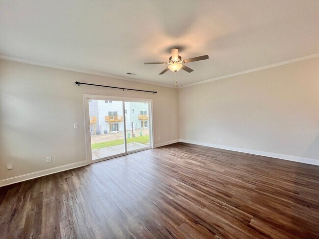 Building Photo - Stunning 3BD, 3BA End Unit Raleigh Townhome on a Corner Lot with High End Features in an HOA Comm...