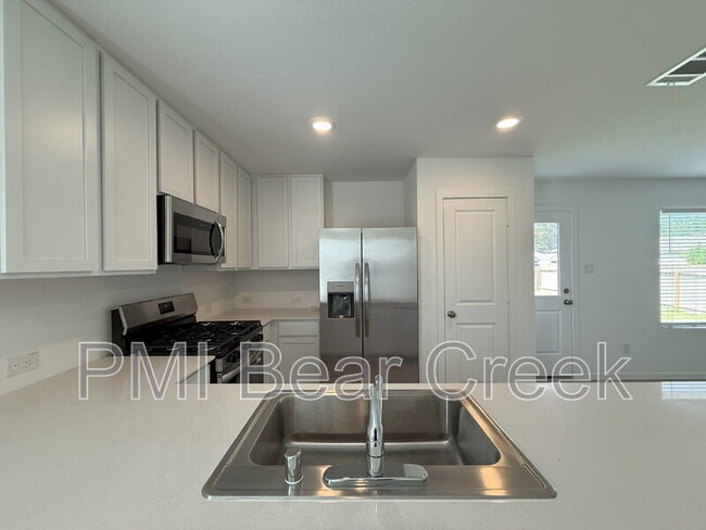 Building Photo - 25777 John Wayne Dr