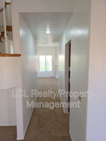 Building Photo - 35325 Billie Ann Rd