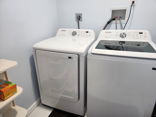 All brand-new washer/dryer - 1204 Lossing Ave