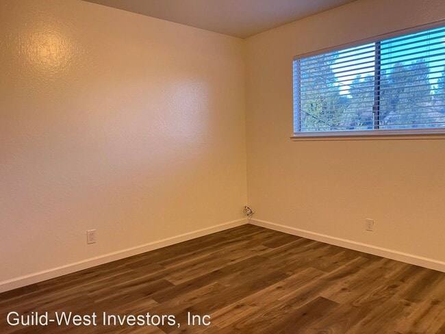 Building Photo - 2 br, 2 bath House - 7965 Leona Way #C