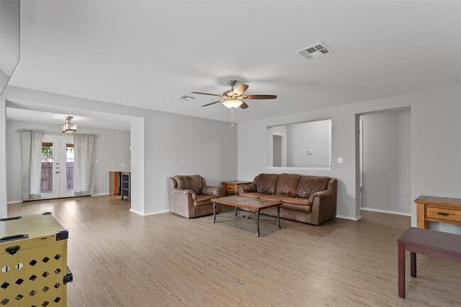 Building Photo - 3508 Sandy Brook Dr