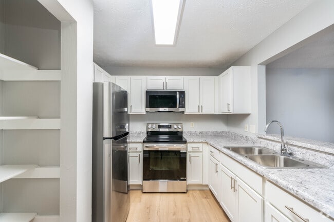 Interior Photo - University Commons Apartments