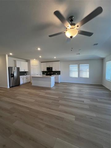 Building Photo - 537 Sierra Rdg