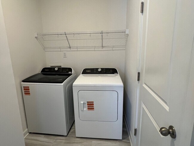 Building Photo - Brand New - 3 Bed/2.5 Bath Home - Conover - 2 Car Attached Garage - Primary Bedroom on Main Floor...