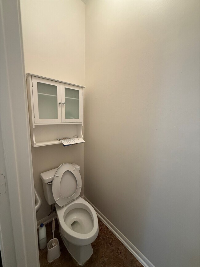 Building Photo - 12919 Deer Cove Ln