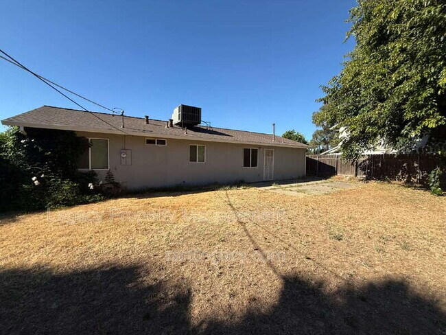 Building Photo - 6635 Chandler Dr