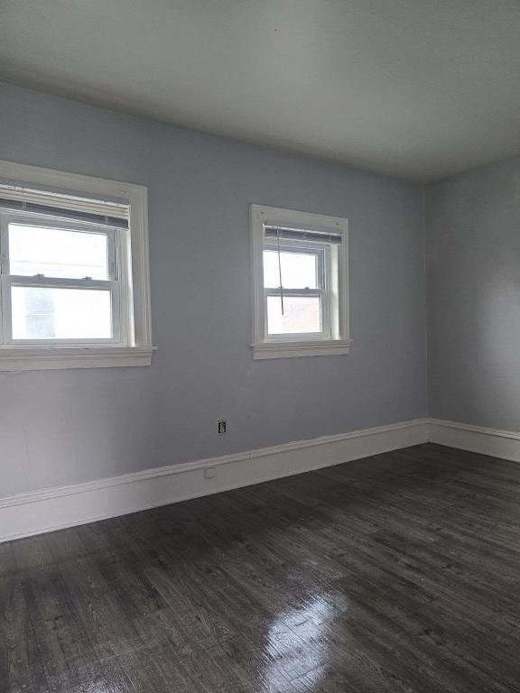 Building Photo - 453 Sumner St