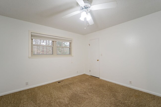 Building Photo - 6 Sonora Way