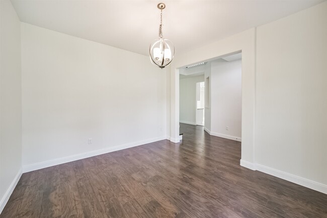 Building Photo - 10618 Bassoon Dr
