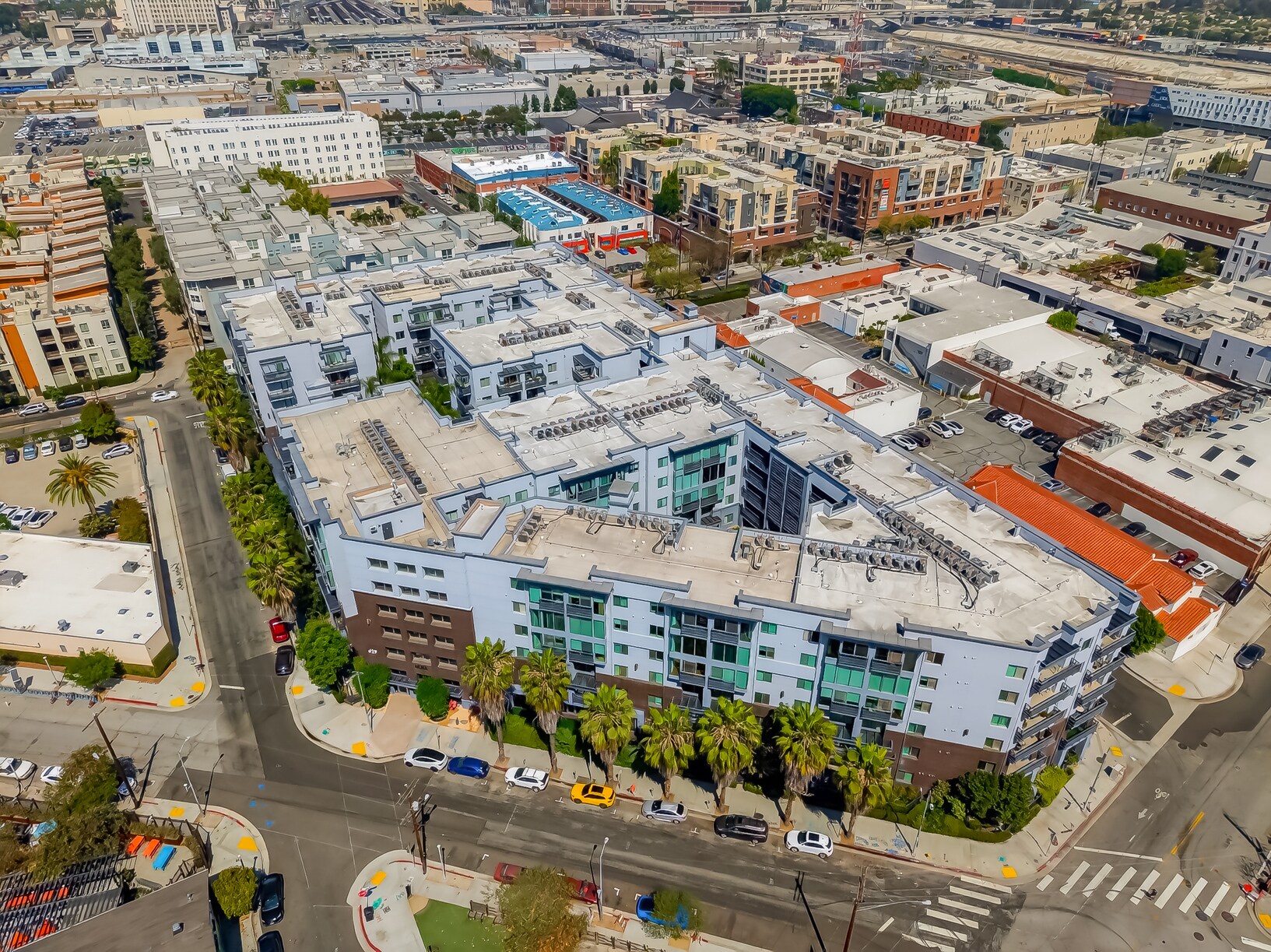 Building Photo - 629 Traction Ave