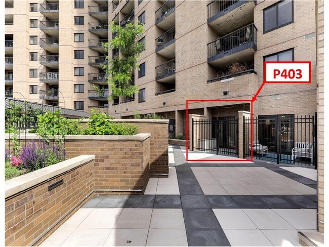 Building Photo - 20 NE 2nd St