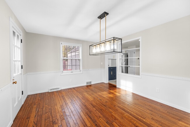 Building Photo - Ward Road SFH