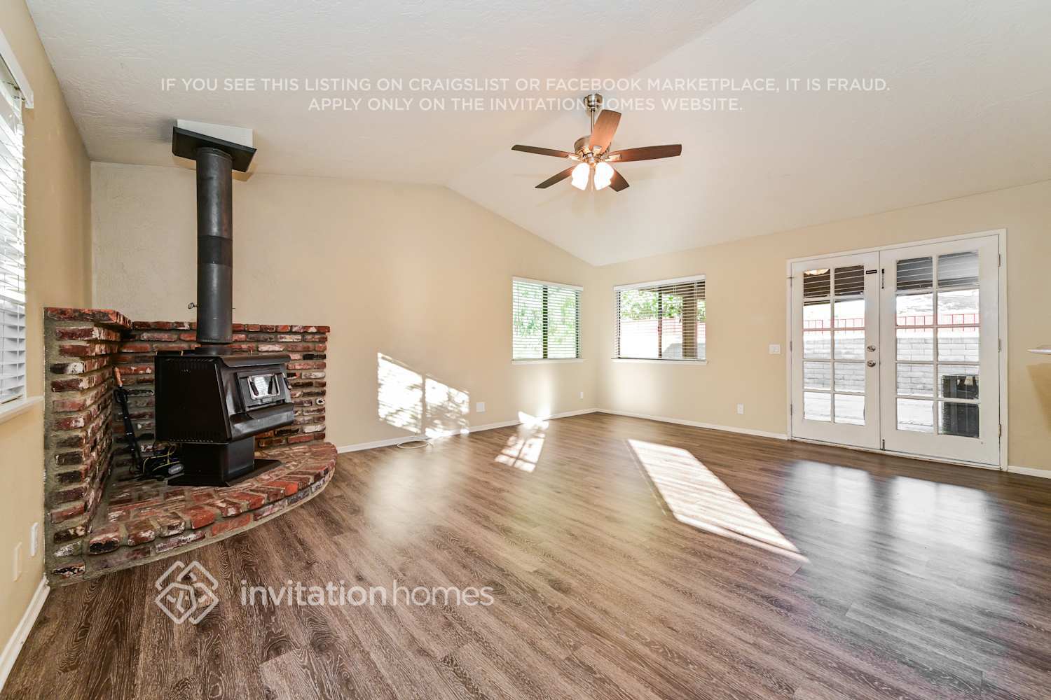 Building Photo - 20827 Calwood St