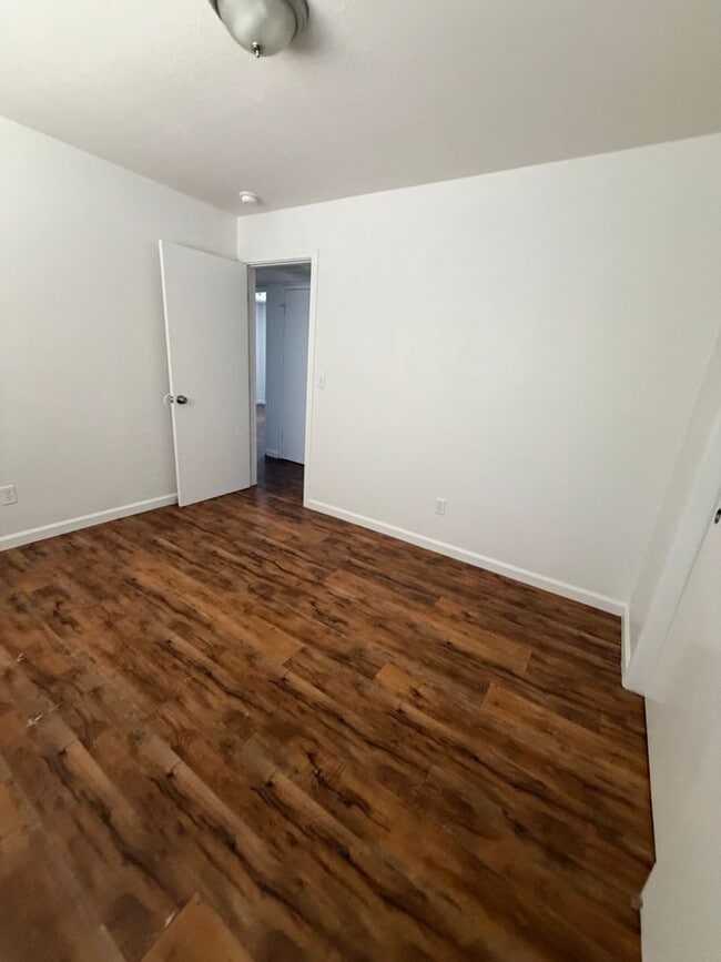 Building Photo - 2944 S Linda Vista St