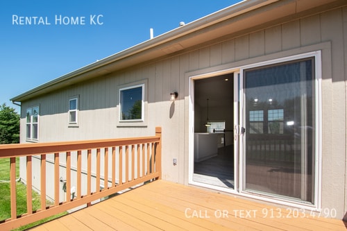 Building Photo - 23815 W 126th Terrace