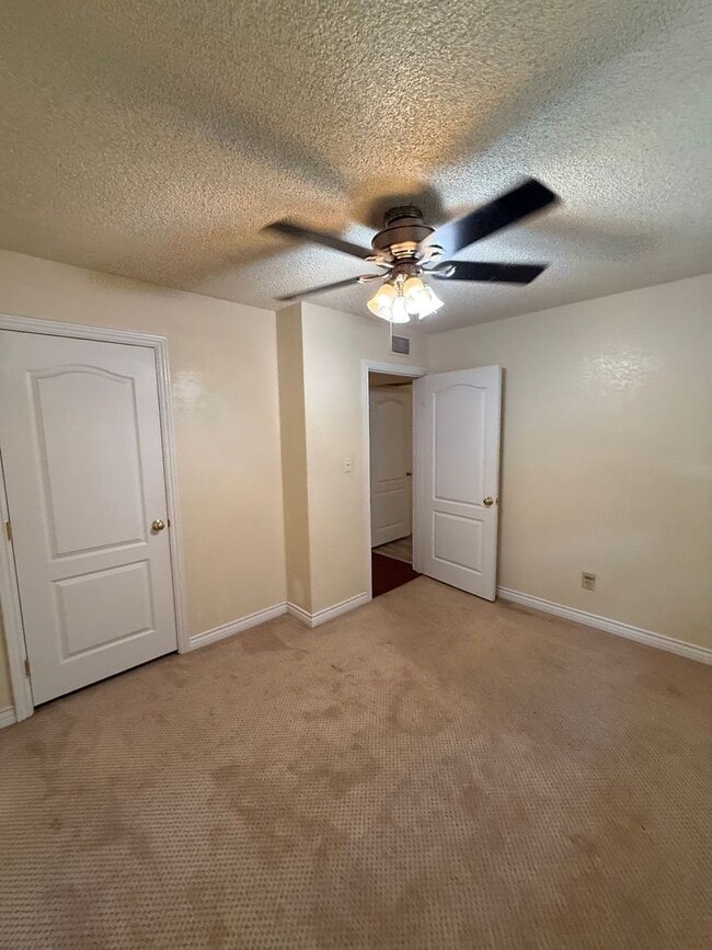 Building Photo - 3800 Casey Ct