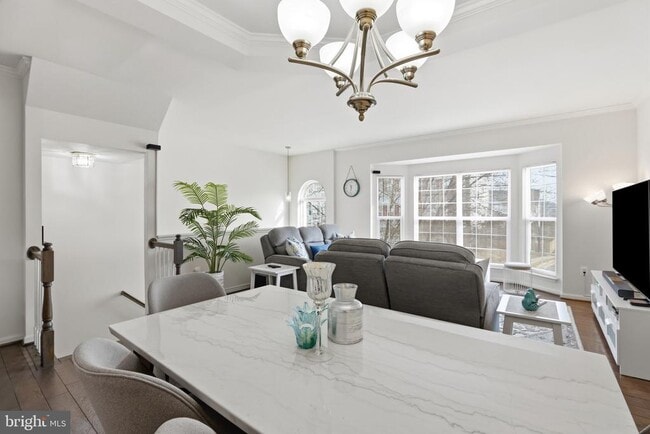 Building Photo - 18525 Sierra Springs Square