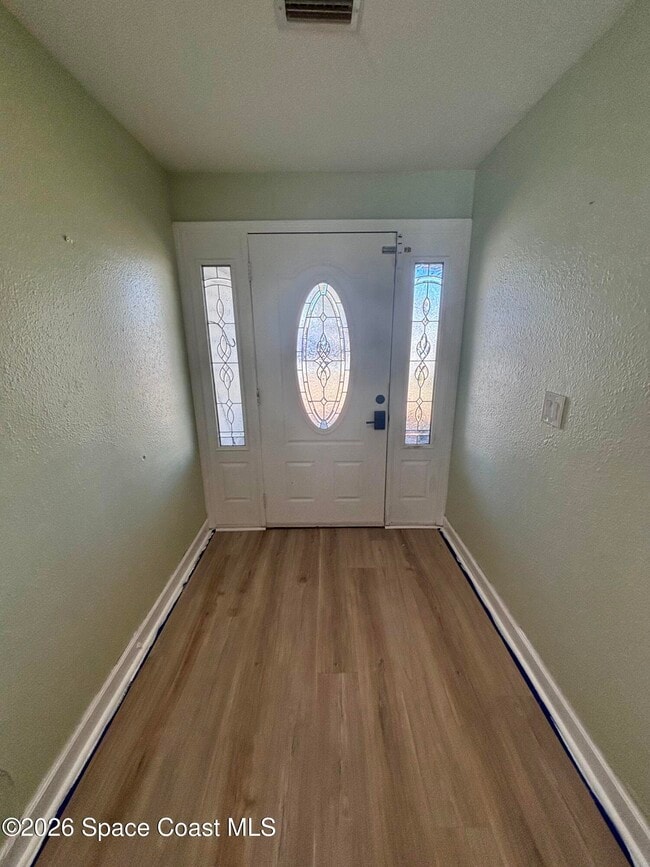 Building Photo - 563 Karney Ave NE