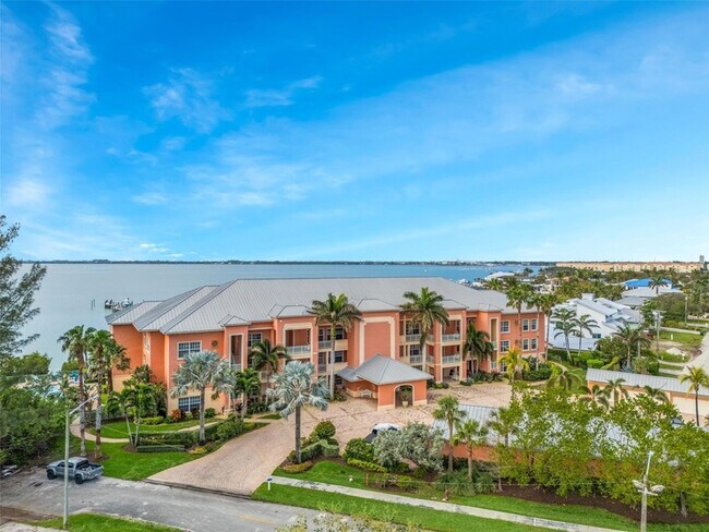 Building Photo - 1701 Gulfstream Ave