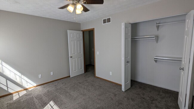Building Photo - MN Cedar Village (861)
