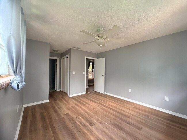 Building Photo - 8381 NW 28th Pl
