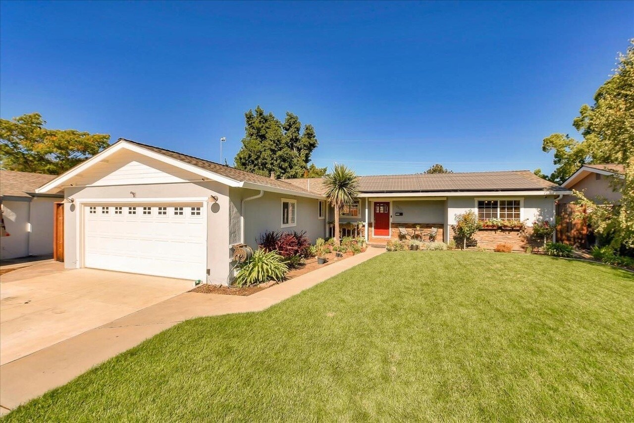 Building Photo - 1365 Kimberly Dr