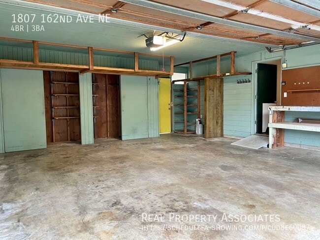 Building Photo - 1807 162nd Ave NE