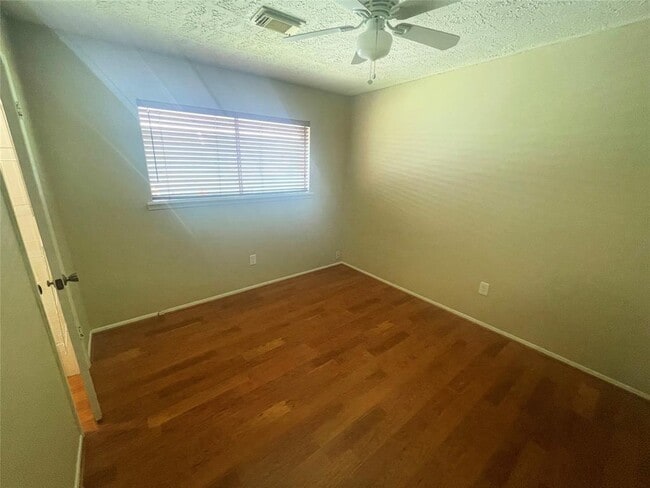 Building Photo - 11326 Sagemeadow Ln