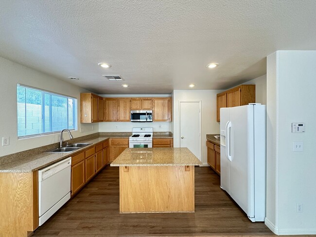 Building Photo - LIBERTY AT WARM SPRINGS