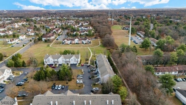 Building Photo - 13 Jill Ct