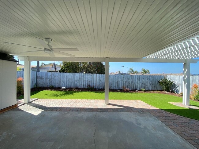 Building Photo - Beautiful 55+ Senior Community Single Story Home in Costa Serena!