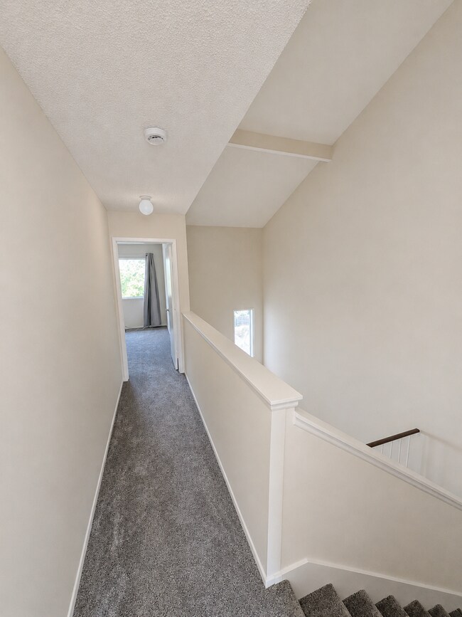 Building Photo - 3727 Mesa Oak Ln
