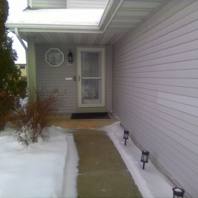 Building Photo - 1103 Autumn Dr