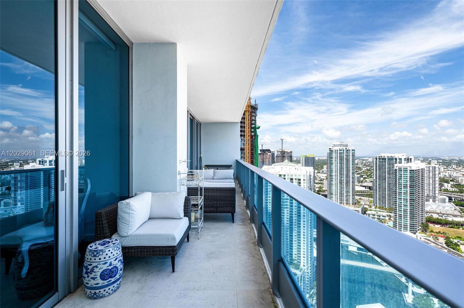 Building Photo - 200 Biscayne Boulevard Way
