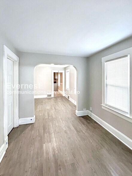 Building Photo - 12041 Belden Ave