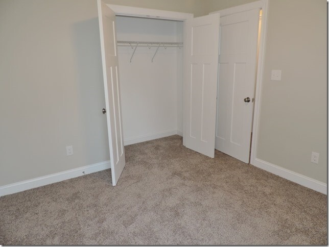 Building Photo - 4018 Saxby Ln NW