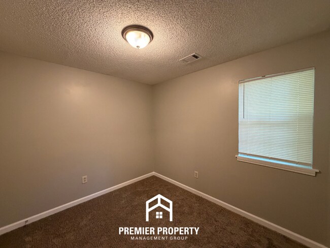 Building Photo - Beautiful 2-Story 3BR/2.5BA Bartlett Home | 1,632 Sq Ft, Vaulted Primary & Back Patio
