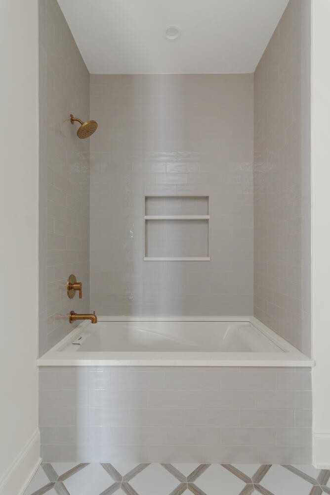 Building Photo - 4224 Granny White Pike