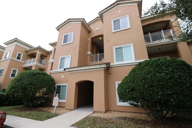 Building Photo - 560 Florida Club Blvd