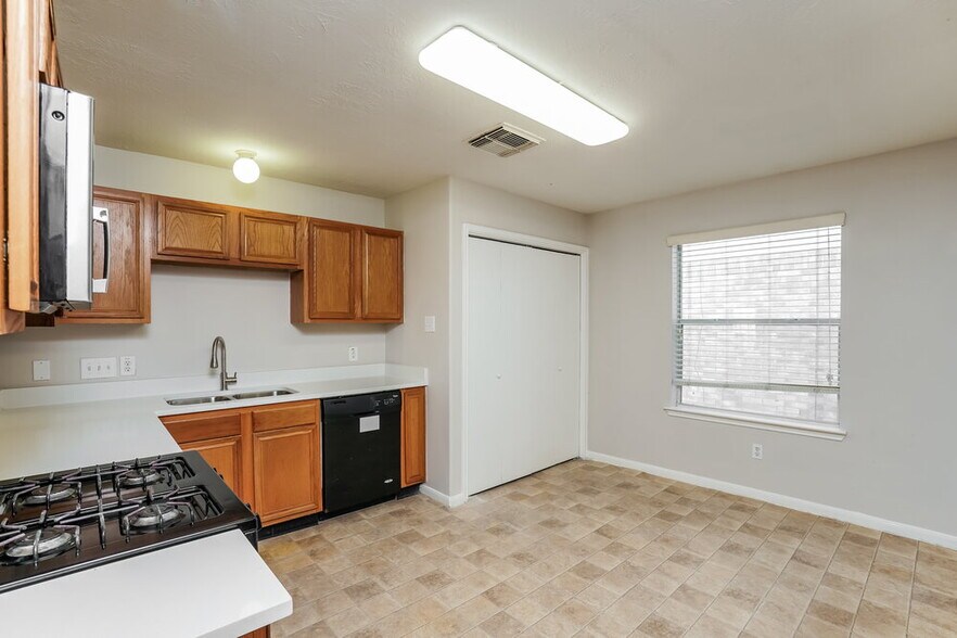 Building Photo - 20739 Baron Bend Ln