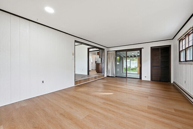 Building Photo - 1403 Uelen Ct