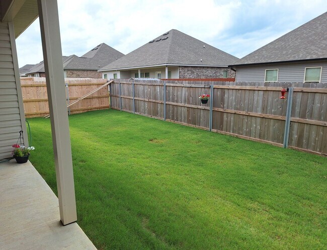 Building Photo - Beautiful home in Legacy Point