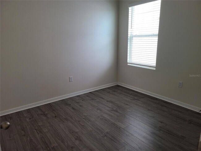 Building Photo - 5327 San Palermo Dr