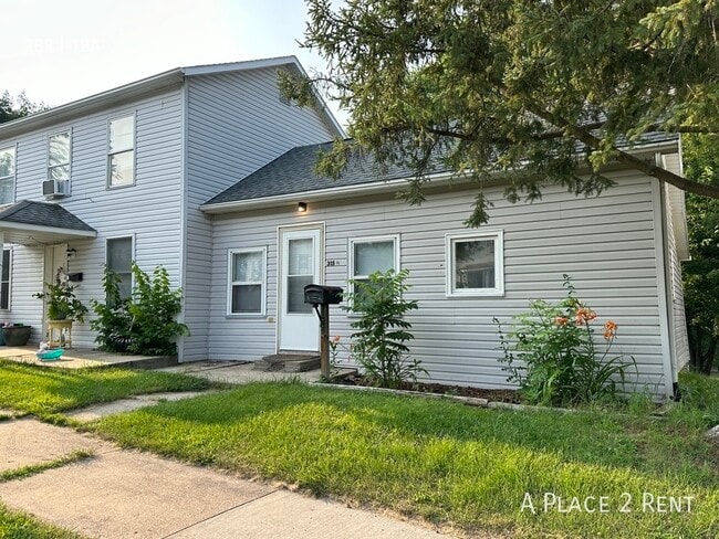 Building Photo - 315 1/2 South St-