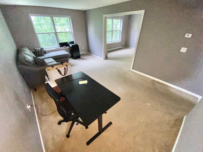 Building Photo - 1 Bedroom Apartment in Burlington VT Avail...
