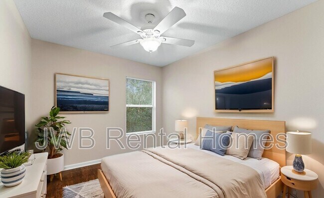 Building Photo - 685 Herman St