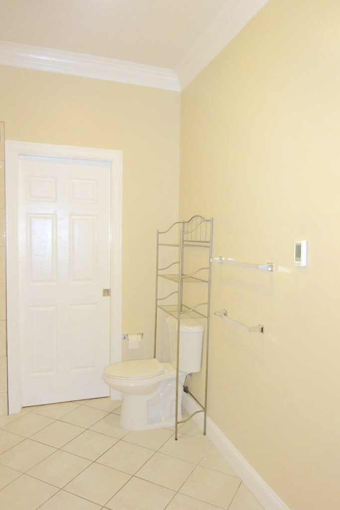 Building Photo - 473 Revere Beach Pky
